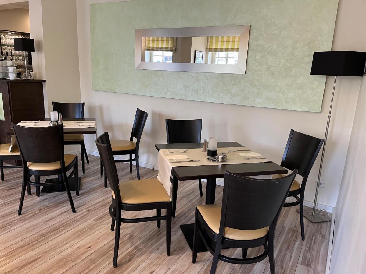Hotel Und Restaurant Kranichsberg Woltersdorf  Exteriér fotografie